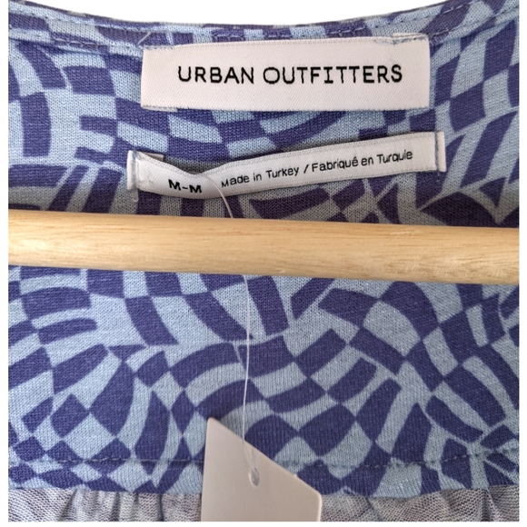 Urban Outfitters Zina Blue Geometric Print Sleeveless Midi Wrap Dress - Picture 14 of 16